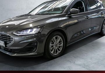 Ford Focus 5.468 km 23.990 &euro; Dortmund 44149