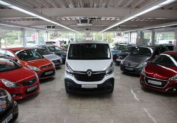 Renault Trafic 220.000 km 12.850 &euro; Essen 45356