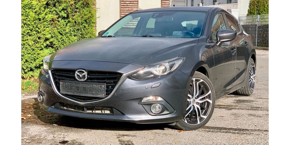 Mazda 3 151.691 km 7.900 &euro; Gelsenkirchen 45884
