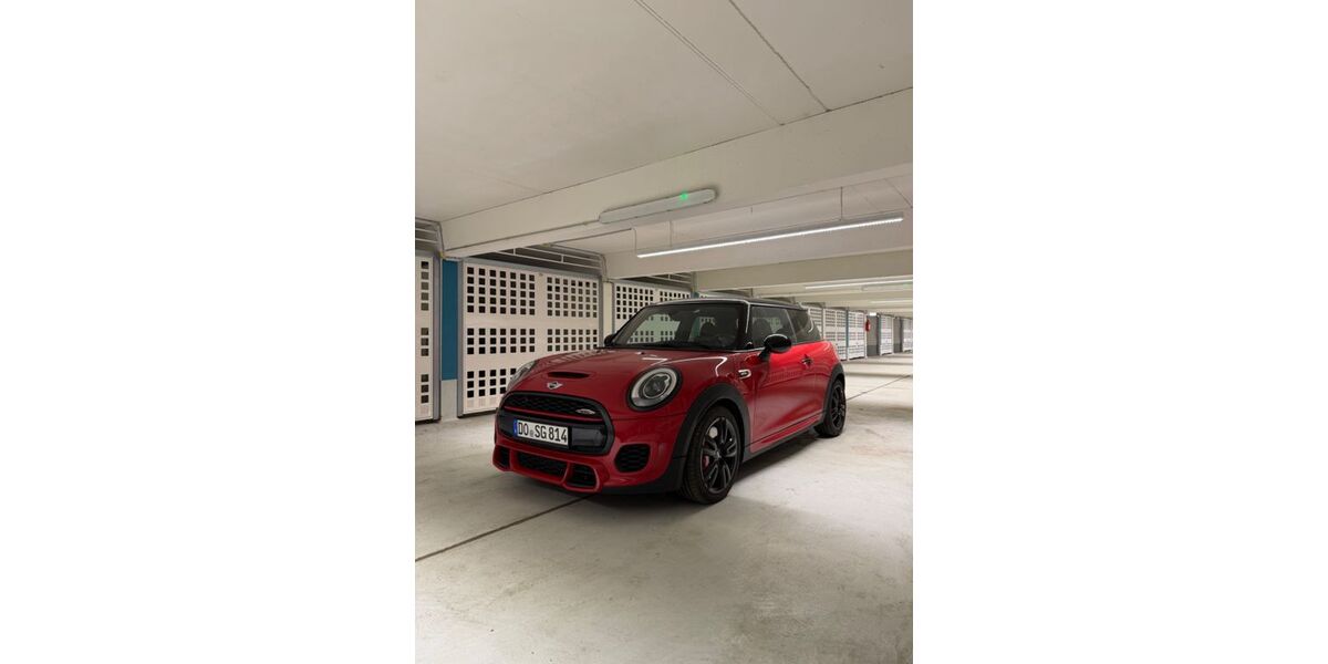 Mini John Cooper Works 51.100 km 20.495 &euro; Dortmund 44309