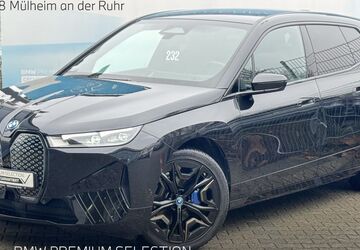 BMW iX 21.877 km 49.880 &euro; Mülheim an der Ruhr 45478