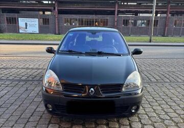 Renault Clio 118.200 km 2.300 &euro; Essen 45326