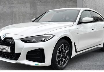 BMW i4 59.531 km 35.490 &euro; Recklinghausen 45659