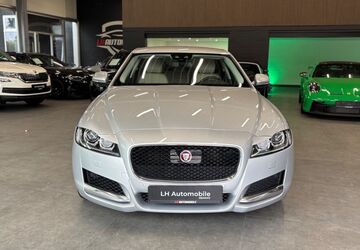 Jaguar XF 183.512 km 15.990 &euro; Lüdinghausen 59348