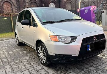 Mitsubishi Colt 108.000 km 3.399 &euro; Herne 44623