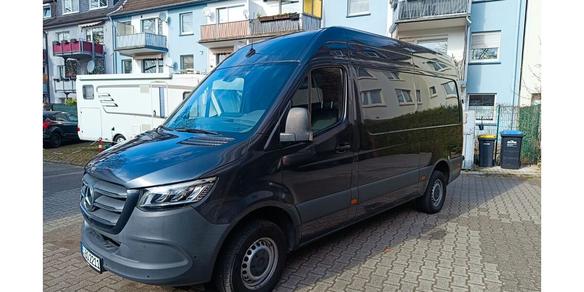 Mercedes-Benz Sprinter 126.000 km 26.800 &euro; Essen 45329