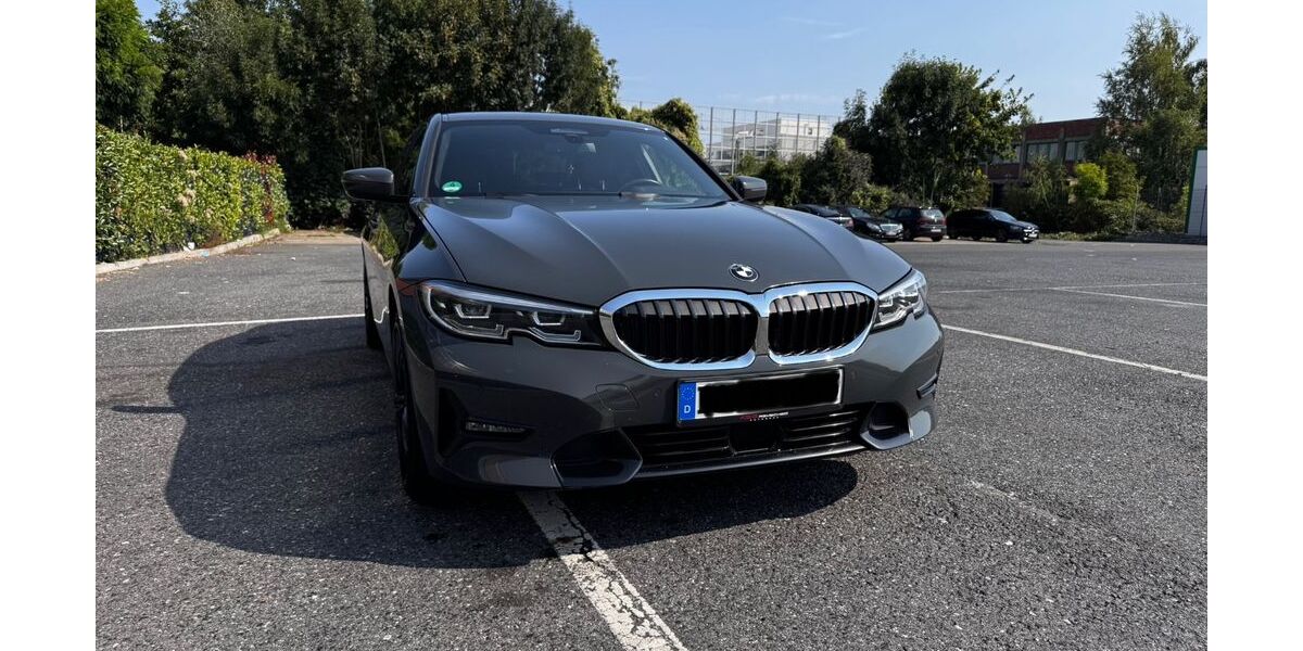 BMW 330 69.800 km 26.800 &euro; Dortmund 44269