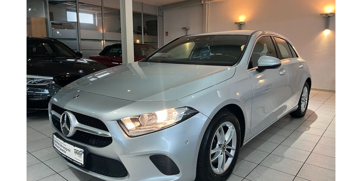 Mercedes-Benz A 180 45.000 km 22.300 &euro; Essen 45139
