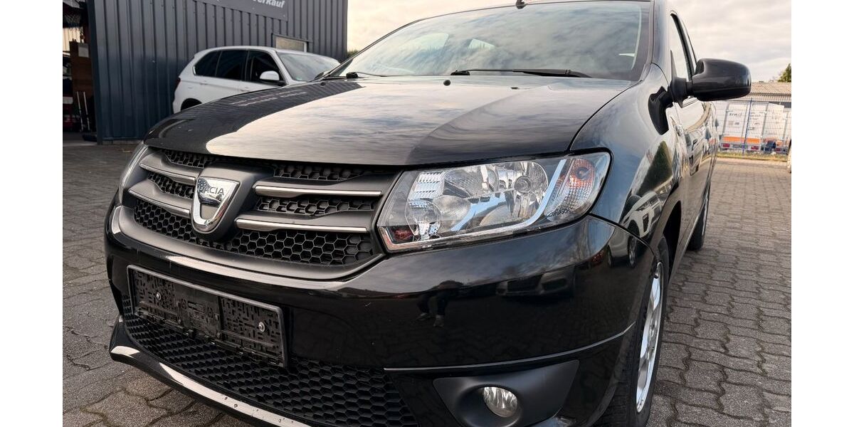 Dacia Sandero 179.000 km 3.900 &euro; Dorsten OT Wulfen 46286