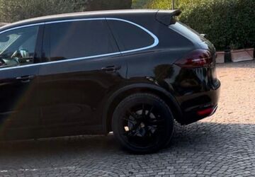 Porsche Cayenne 208.000 km 20.700 &euro; Dortmund 44339