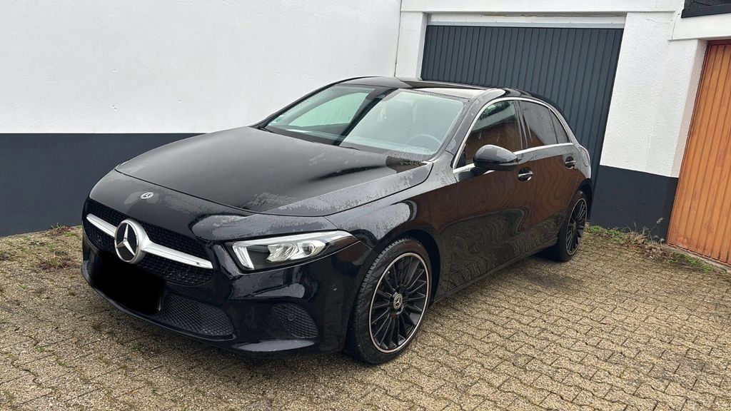 Mercedes-Benz A 180 55.000 km 21.300 &euro; Gelsenkirchen 45879
