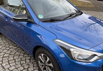Hyundai i20 150.000 km 6.950 &euro; Mülheim an der Ruhr 45476