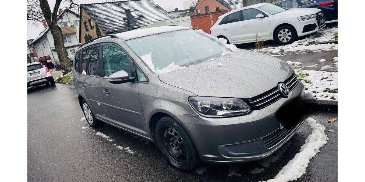 VW Touran 272.000 km 4.900 &euro; Recklinghausen 45661