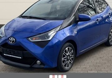Toyota Aygo (X) 81.750 km 9.900 &euro; Dorsten 46286