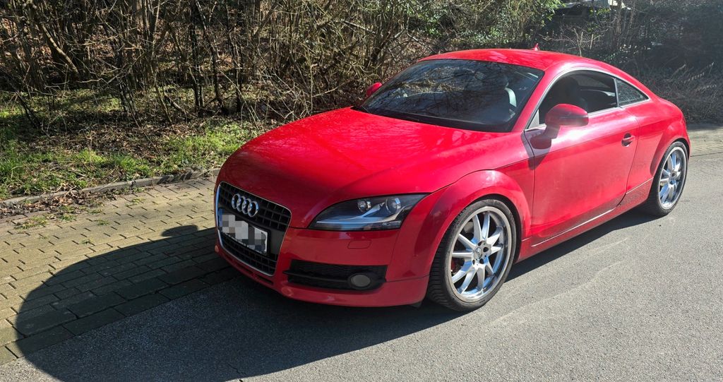 Audi TT 210.000 km 5.999 &euro; Recklinghausen 45661