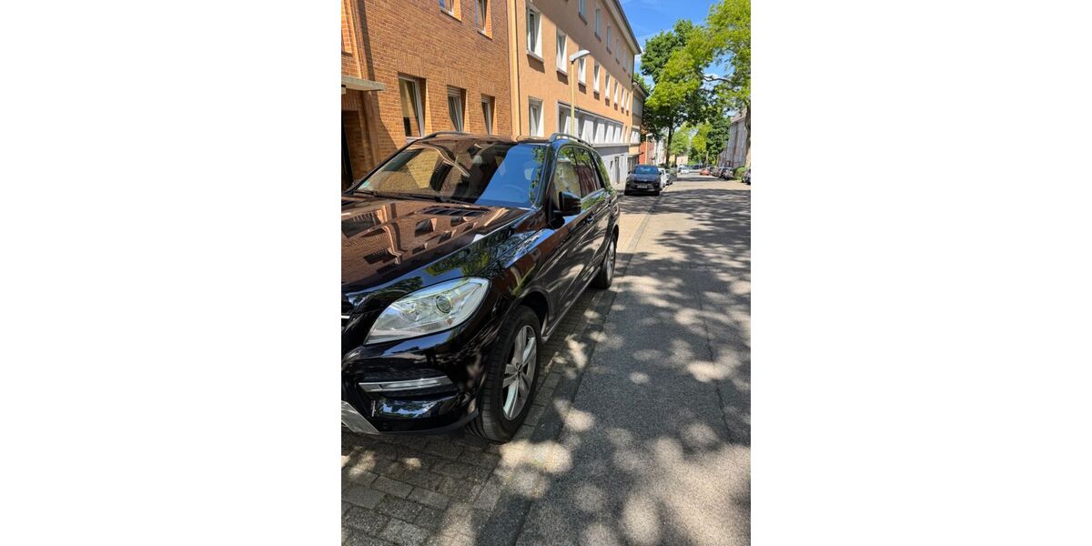 Mercedes-Benz ML 250 191.000 km 16.499 &euro; Essen 45147