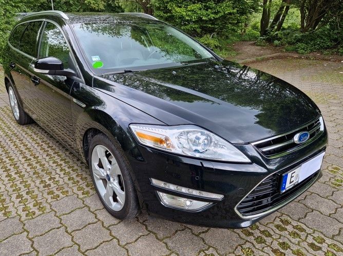 Ford Mondeo 122.500 km 12.900 &euro; Essen 45144