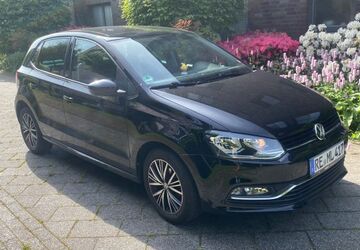 VW Polo 56.000 km 10.300 &euro; Recklinghausen 45659