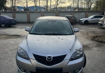 Mazda 3 136.000 km 2.499 &euro; Essen 45144