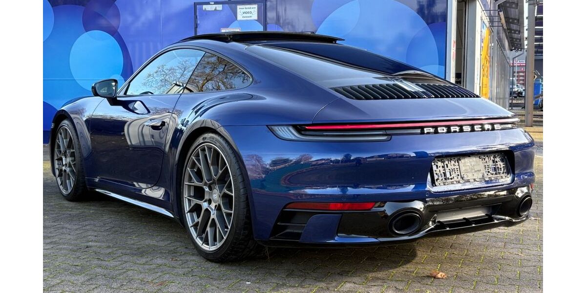 Porsche 992 14.480 km 133.992 &euro; Gelsenkirchen OT Schalke-Nord 45881