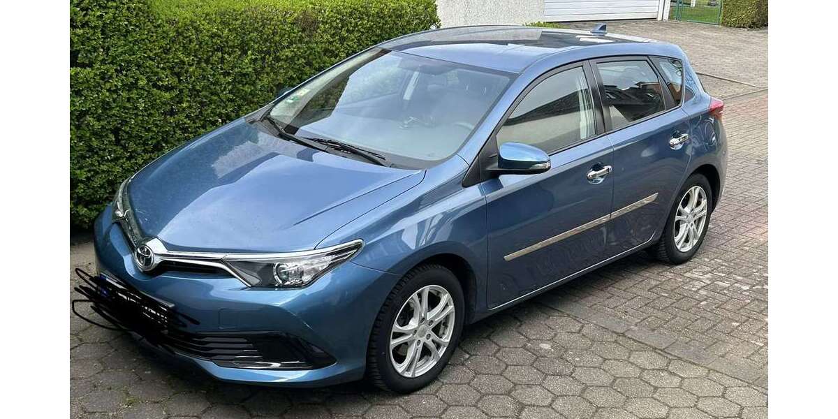 Toyota Auris 49.800 km 9.850 &euro; Lünen 44536