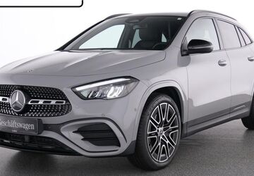 Mercedes-Benz GLA 180 9.923 km 38.800 &euro; Essen 45309