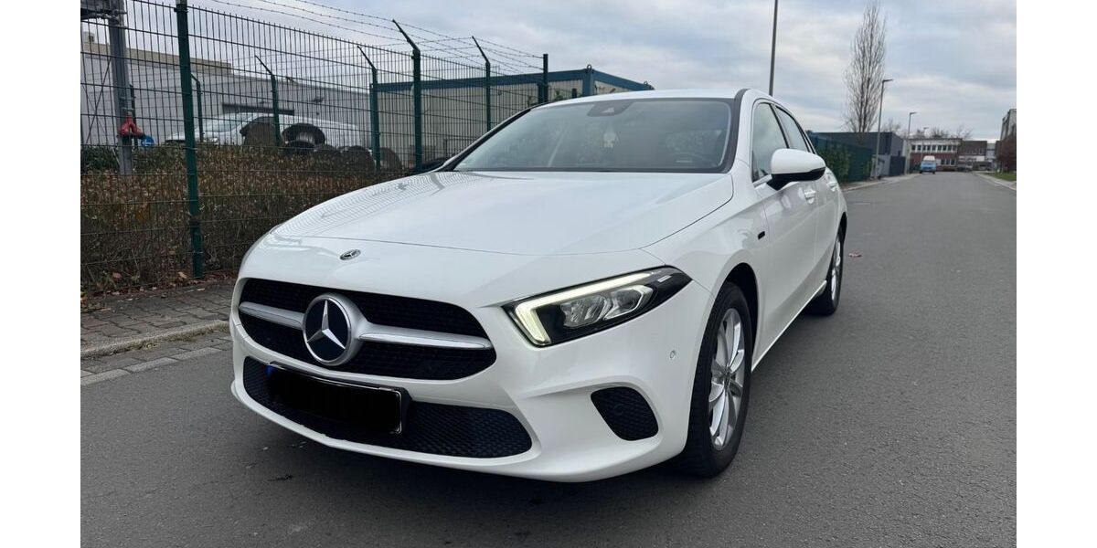 Mercedes-Benz A 250 114.500 km 21.390 &euro; Essen 45329