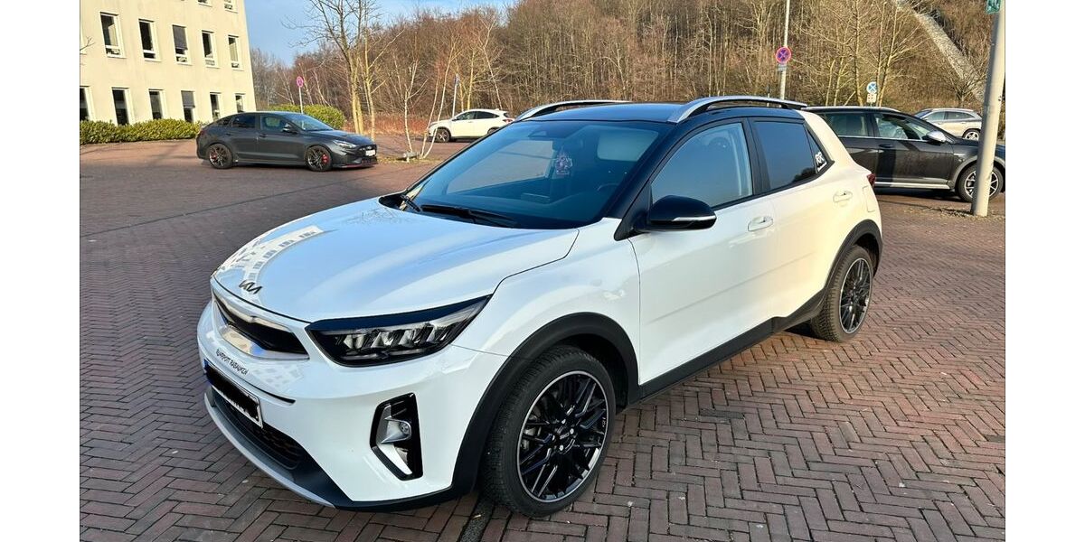 Kia Stonic 51.400 km 13.100 &euro; Herne 44627