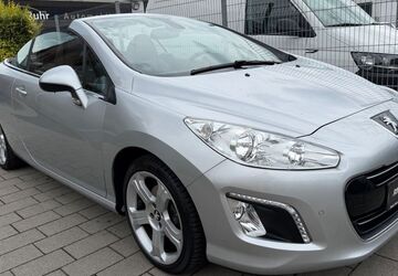 Peugeot 308 59.890 km 9.980 &euro; Oberhausen 46149