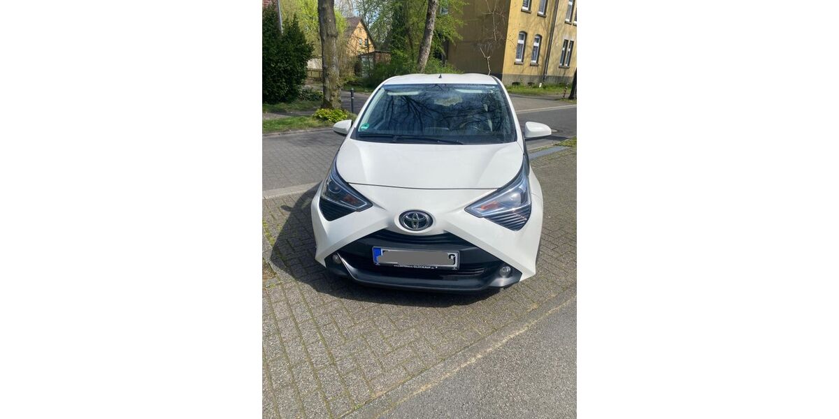 Toyota Aygo (X) 121.000 km 8.400 &euro; Marl 45772