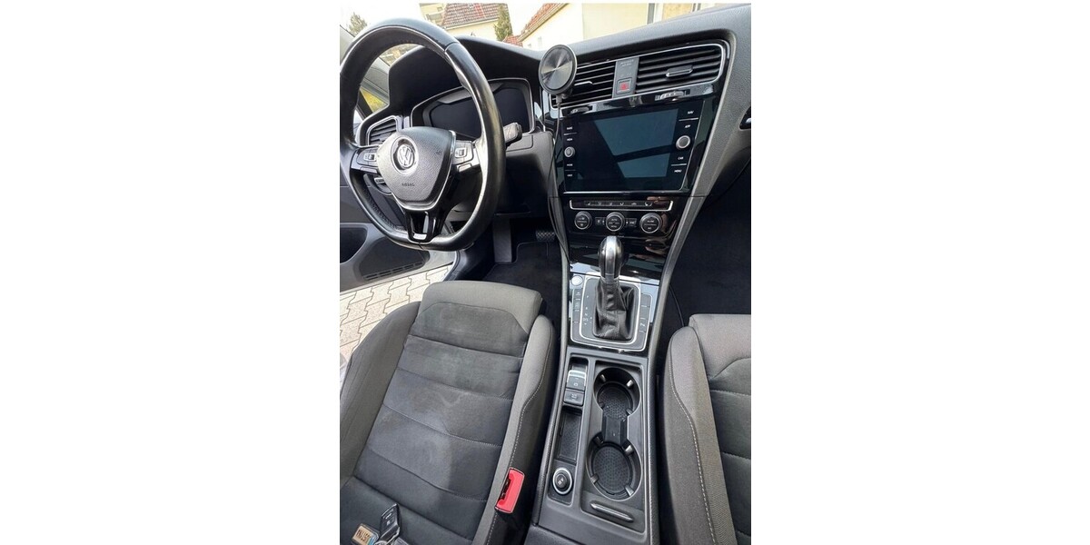 VW Golf VII Variant 230.000 km 11.950 &euro; Gelsenkirchen 45879