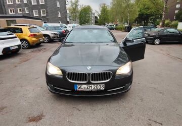 BMW 523 186.000 km 9.900 &euro; Gelsenkirchen 45884