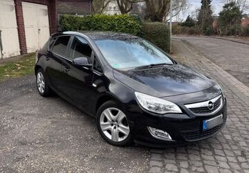 Opel Astra 151.000 km 4.190 &euro; Oberhausen 46119