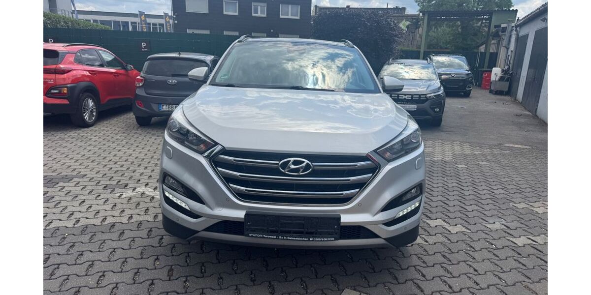 Hyundai TUCSON 137.000 km 12.299 &euro; Gelsenkirchen 45879