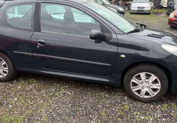 Peugeot 206 161.000 km 2.000 &euro; Essen 45326