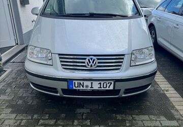 VW Sharan 166.500 km 5.900 &euro; Lünen 44532