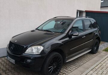 Mercedes-Benz ML 350 227.000 km 8.000 &euro; Dortmund 44329