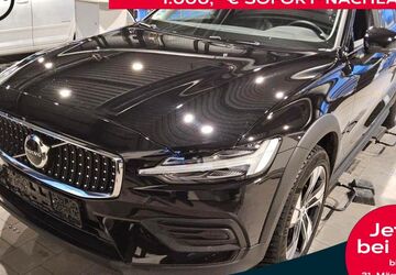Volvo V60 Cross Country 30.913 km 35.990 &euro; Essen-Kray 45309