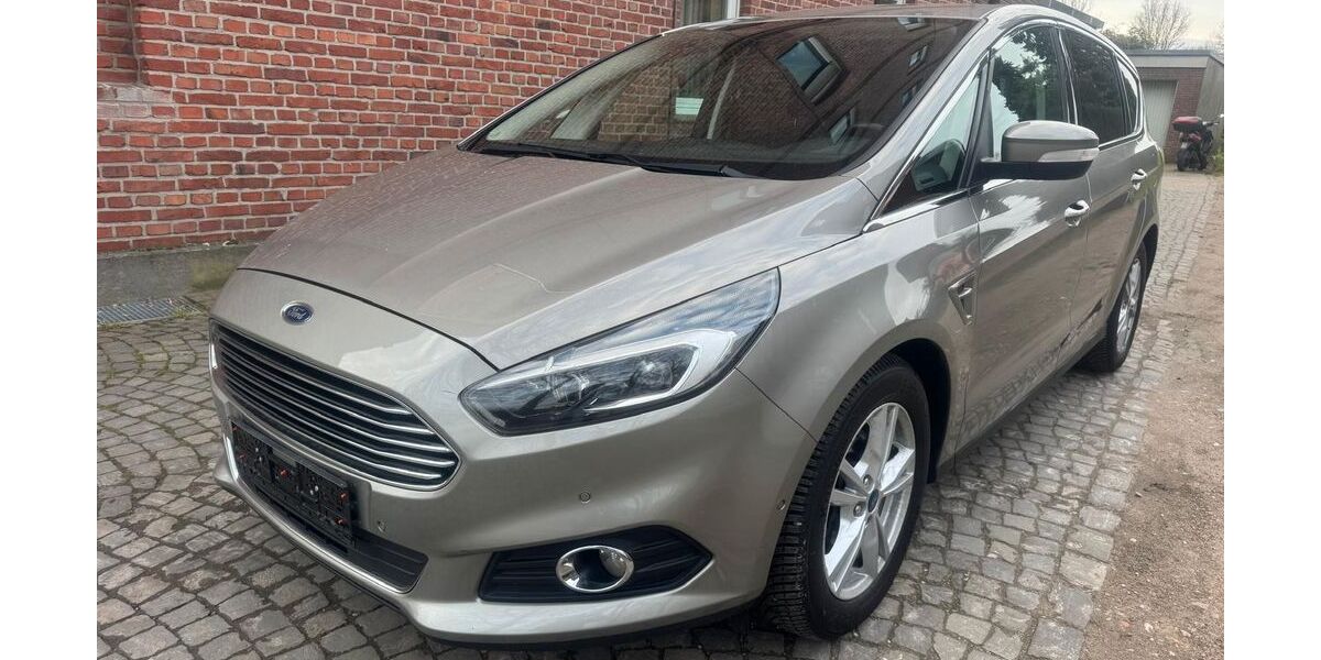 Ford S-Max 199.000 km 7.990 &euro; Recklinghausen 45657