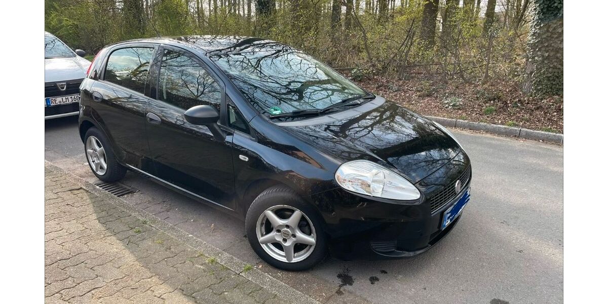Fiat Grande Punto 158.000 km 1.950 &euro; Dorsten 46286