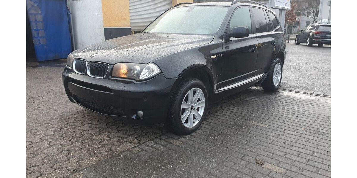 BMW X3 M 295.000 km 3.600 &euro; Mülheim 45475