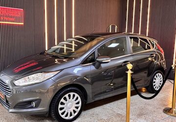 Ford Fiesta 84.148 km 7.950 &euro; Dortmund 44388