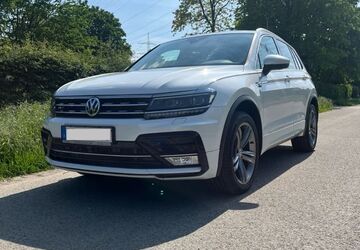 VW Tiguan 123.900 km 22.600 &euro; Recklinghausen 45772