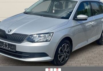 Skoda Fabia 48.950 km 11.590 &euro; Dorsten 46286