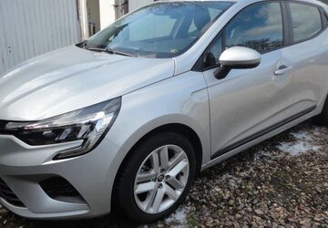 Renault Clio 8.100 km 10.950 &euro; HERNE 44651
