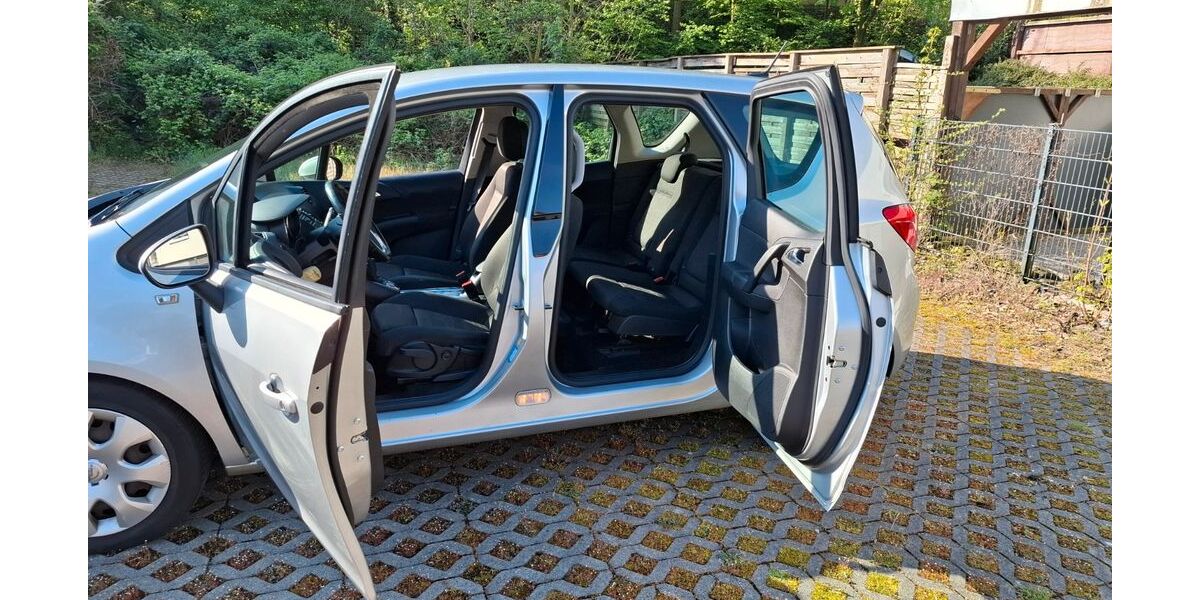 Opel Meriva 262.000 km 2.499 &euro; Essen 45329