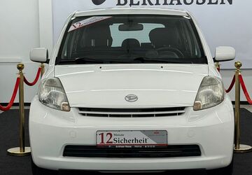 Daihatsu Sirion 90.044 km 3.499 &euro; Oberhausen 46049