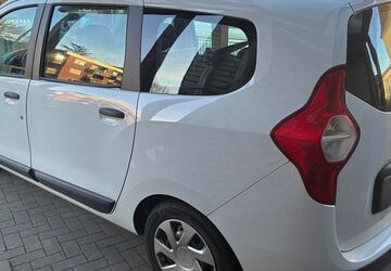 Dacia Lodgy 58.000 km 8.900 &euro; Oberhausen 46047