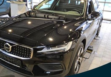 Volvo V60 Cross Country 37.463 km 37.380 &euro; Essen-Kray 45309
