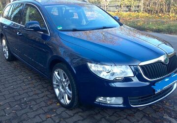 Skoda Superb 131.175 km 8.900 &euro; Bottrop 46238